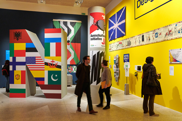 Hope to Nope: Graphics and Politics 2008–18